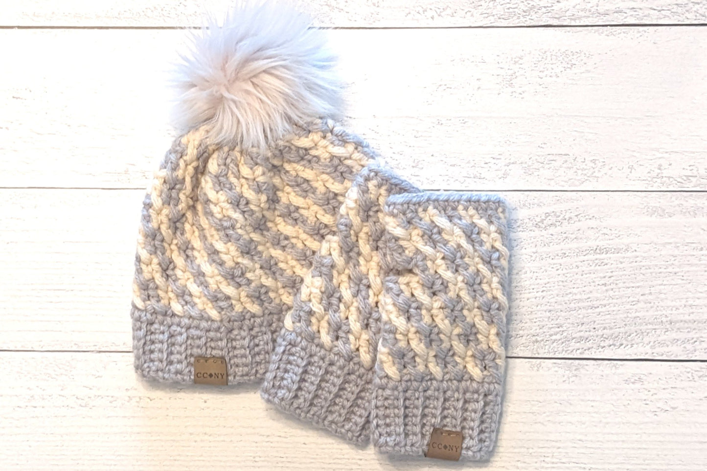 Swirling Stripes Fingerless Gloves