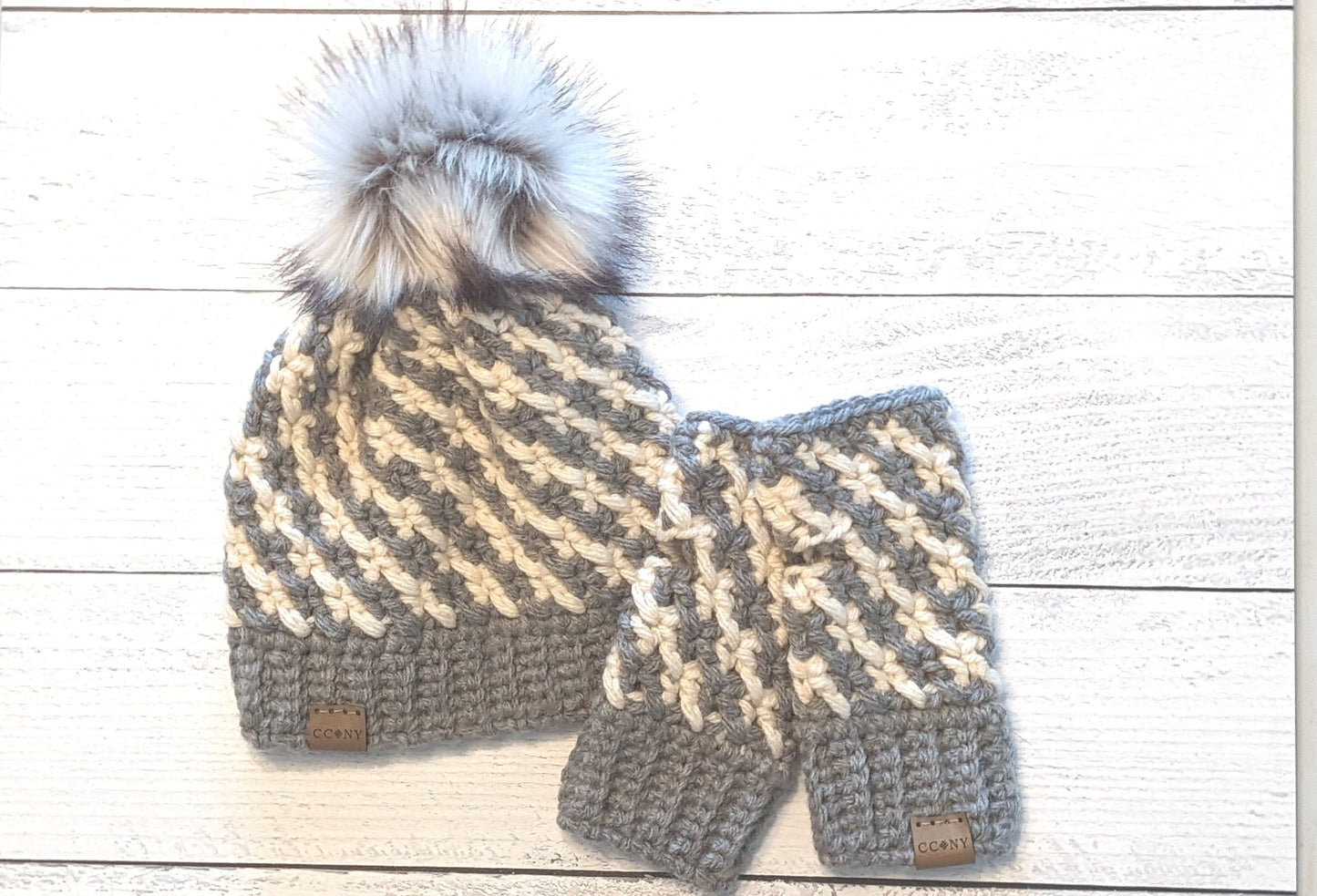Swirling Stripes Fingerless Gloves
