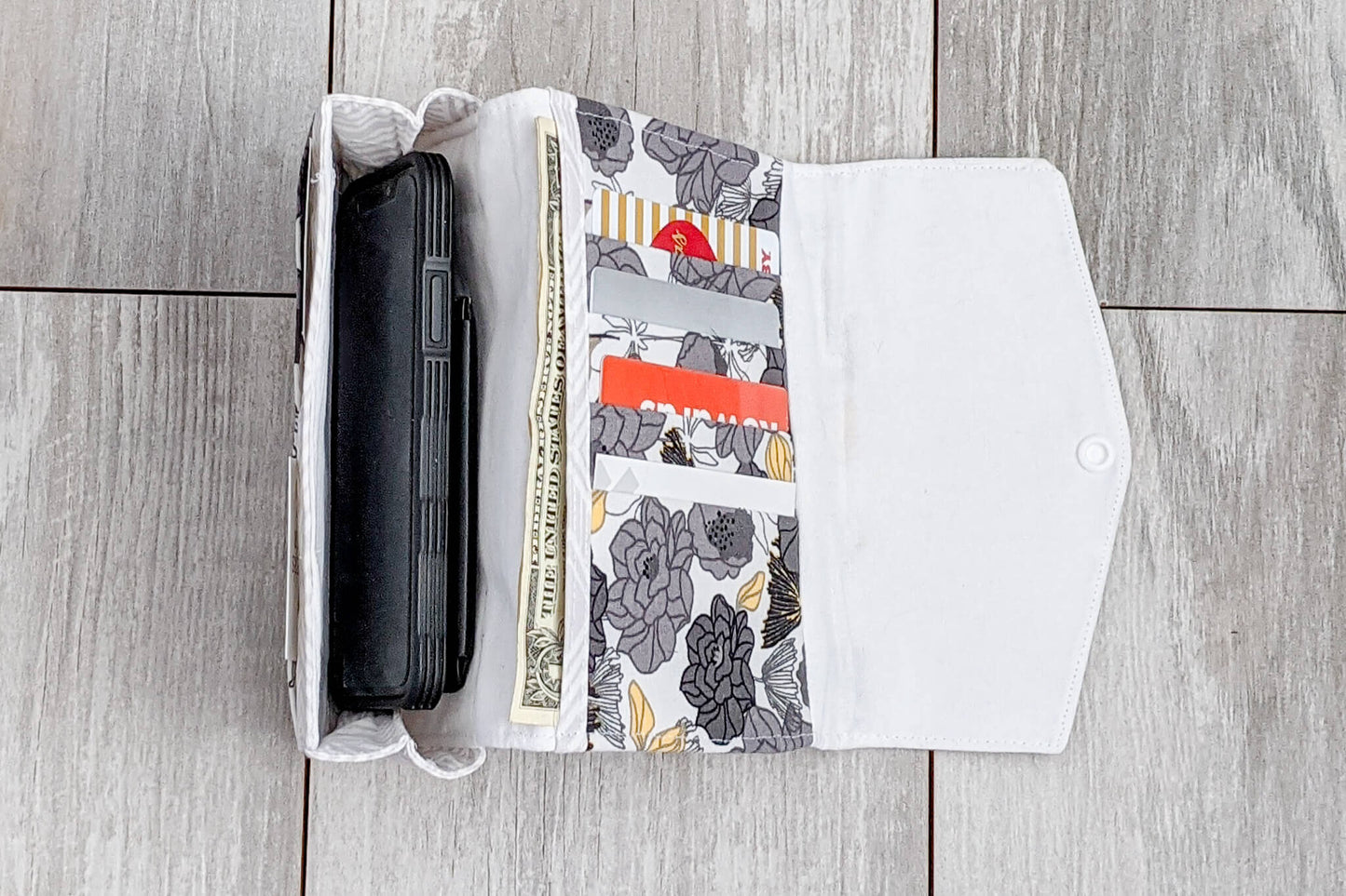 Tressa Crossbody Bag