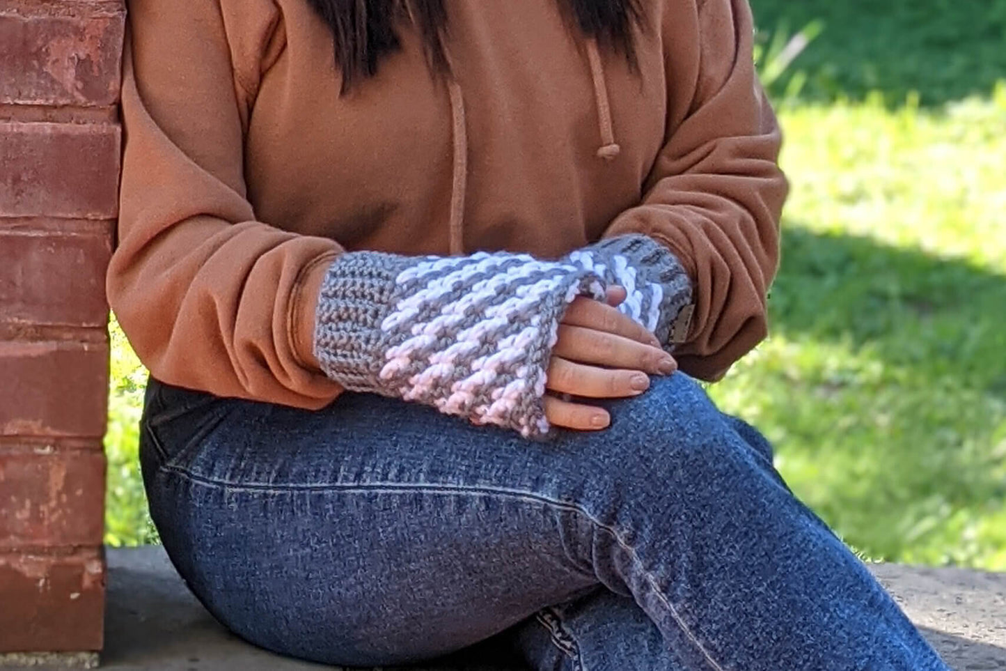 Swirling Stripes Fingerless Gloves